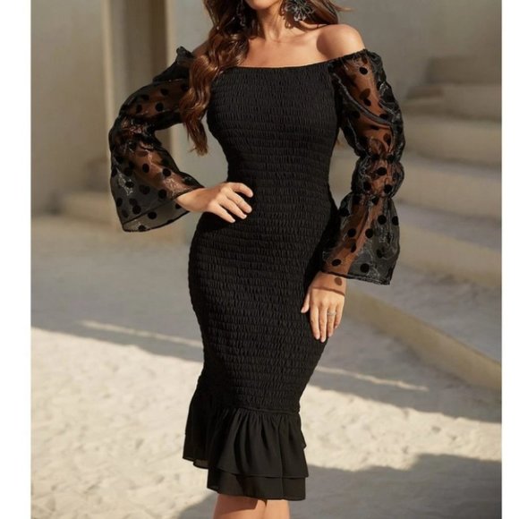 off Shoulder Ruffled polka dot Detailed sleeve Black Midi Dress - Picture 4 of 7